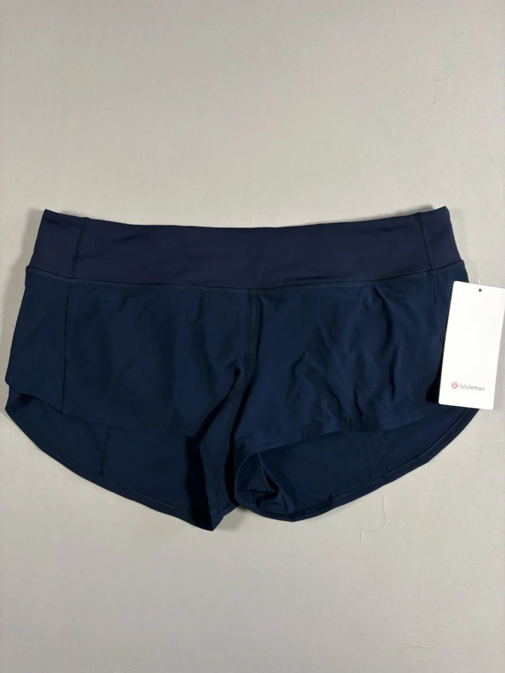 Lululemon Women's Speed Up Shorts Low-Rise, Lined, 2.5" Size 10 NWT Athletic - Picture 3 of 11